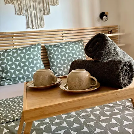 Eliza * Metokhion Patriotikon